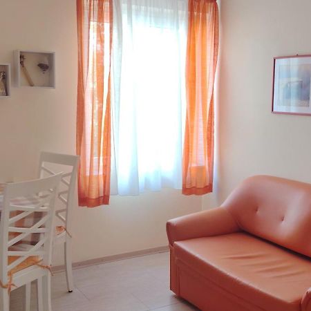 Apartments Mara マリ・ロシニュ エクステリア 写真