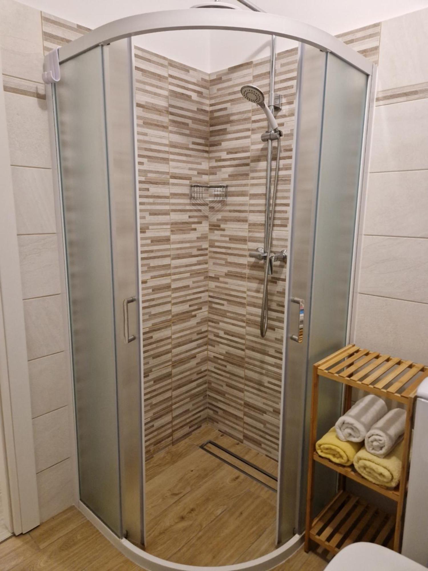 Apartments Mara マリ・ロシニュ エクステリア 写真